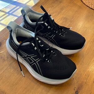 86 women’s gel Nimbus 25